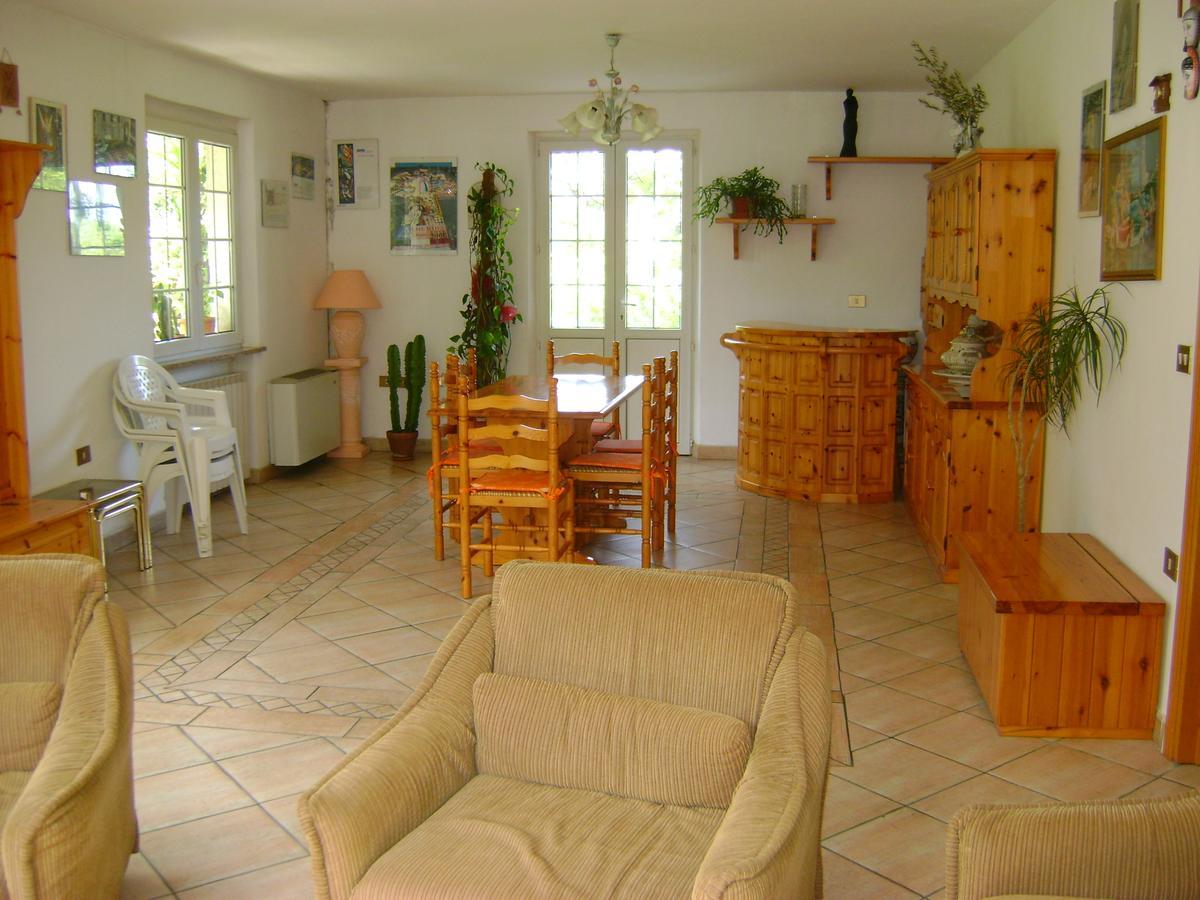 B&B La Mimosa Spello Eksteriør bilde